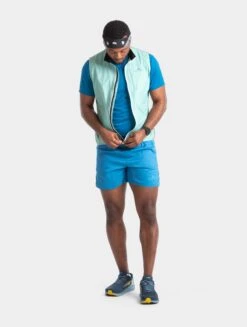 RONHILL Men's Tech S/S Tee 37 RONHILL Men's Tech S/S Tee -RONHILL Store RH 005979 Tech LTW Gilet RH 00865 Willow Bridge White Front 0333 ae086a2f 9088 491e bdb9 6f7c0735b417