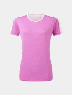 RONHILL Women's Tech Glide S/S Tee 31 RONHILL Women's Tech Glide S/S Tee -RONHILL Store RH 006632 Wmns Tech Glide SS Tee Rh 01154 FuchsiaMarlBallet Front