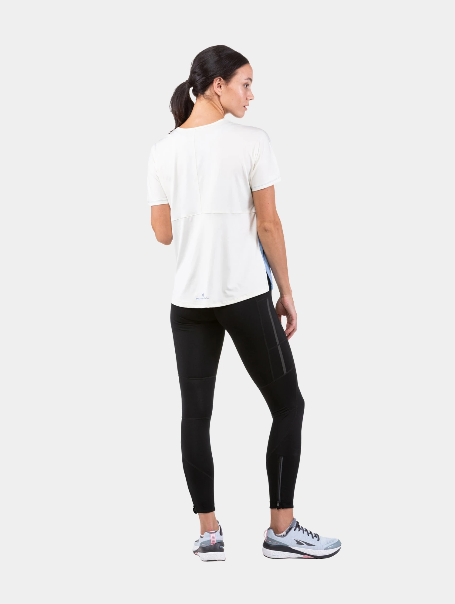 RONHILL Women's Tech Glide S/S Tee 11 RONHILL Women's Tech Glide S/S Tee - Image 9