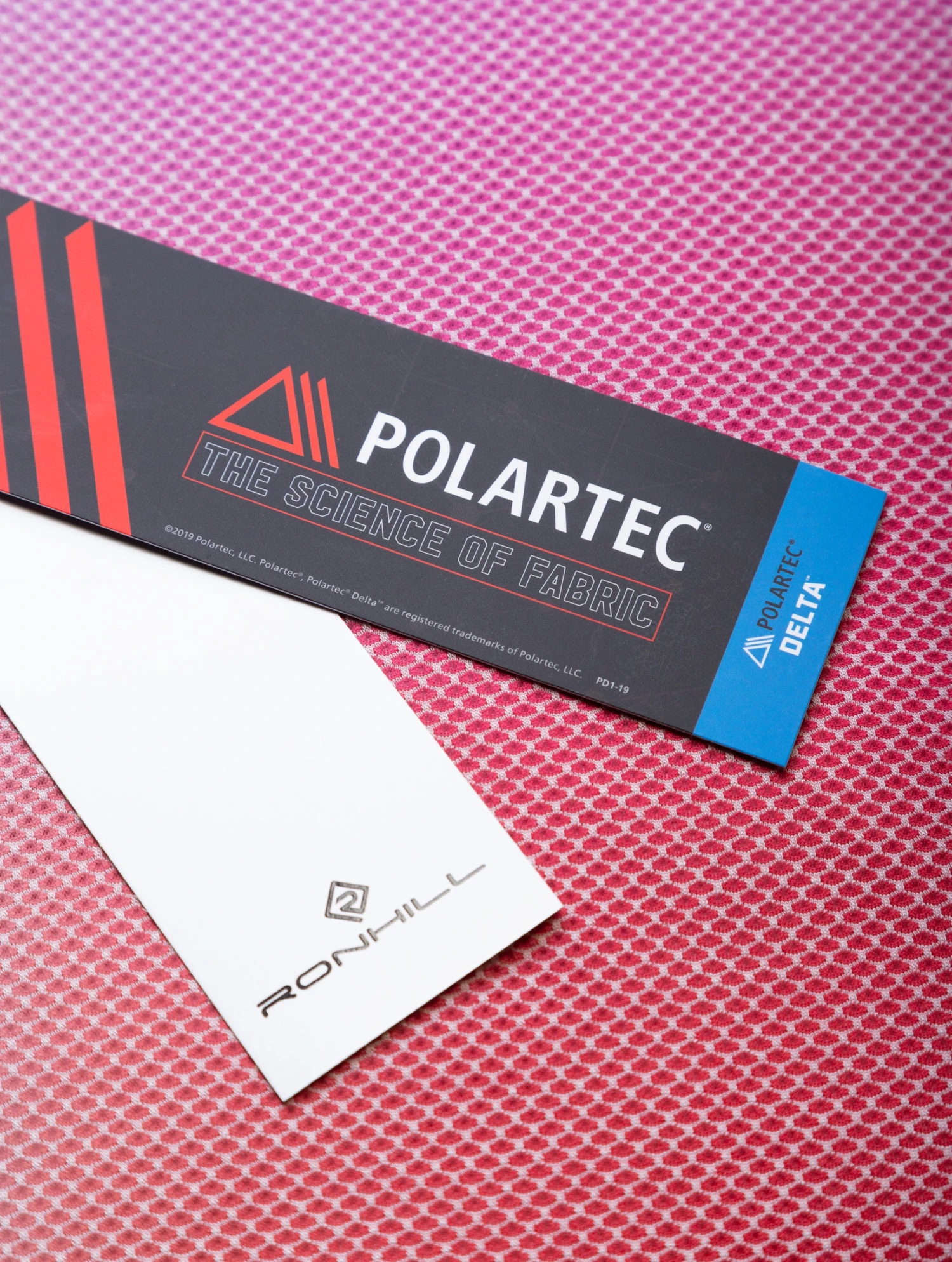 RONHILL Women's Tech Golden Hour Tee 18 RONHILL Women's Tech Golden Hour Tee - Image 16