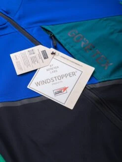 RONHILL Men's Tech GORE-TEX® Windstopper Jacket 22 RONHILL Men's Tech GORE-TEX® Windstopper Jacket -RONHILL Store RH 007070 Mens Tech Goretex Windstoper Jacket Detail 4781